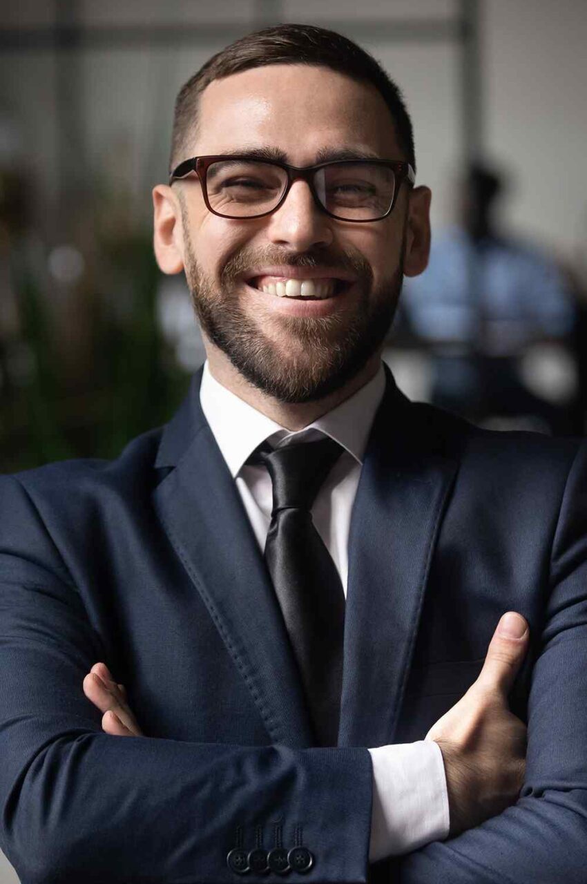 https://trial.tarlbox.com/wp-content/uploads/2020/08/team_05-850x1280.jpg